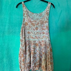 Orange and white dress!